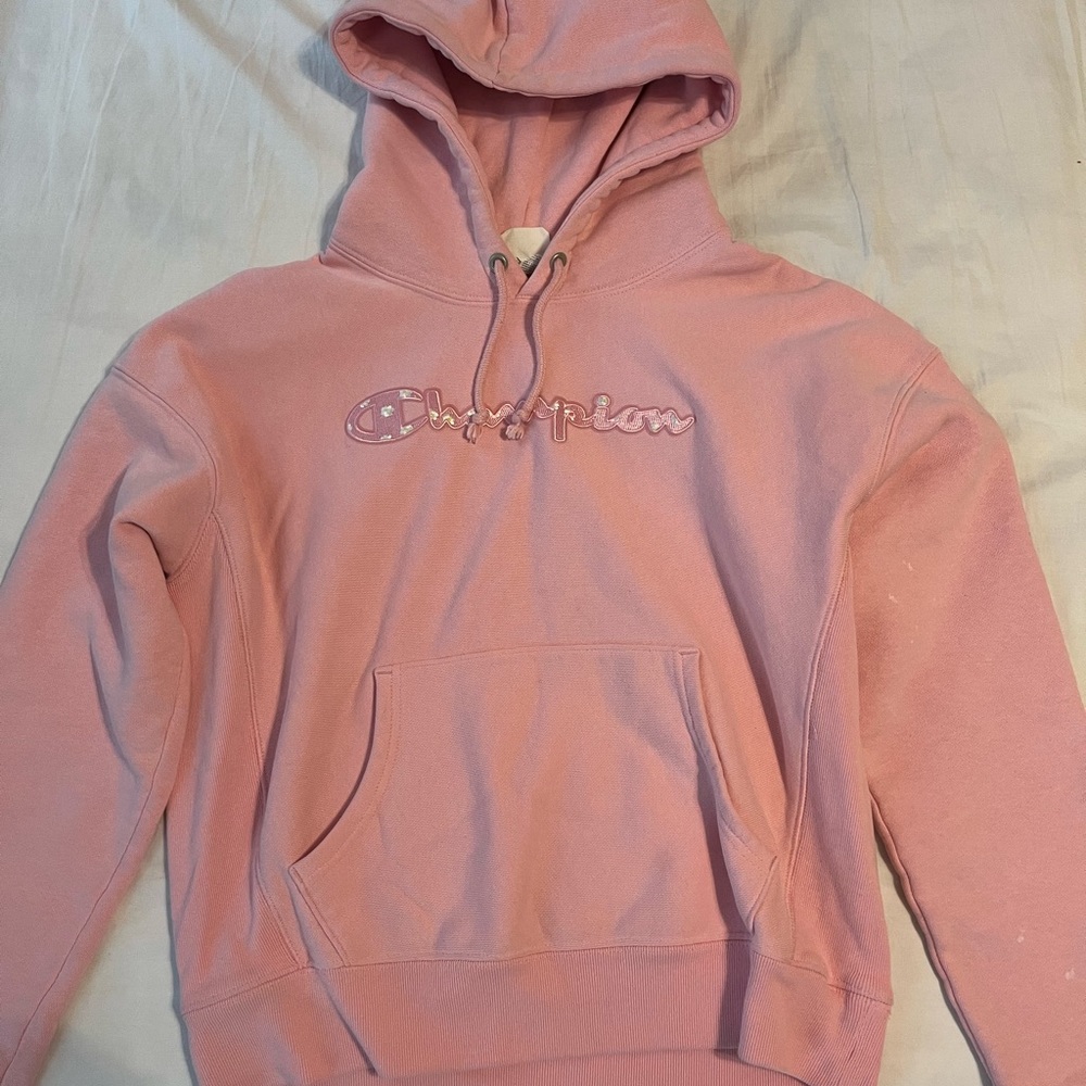 champion x urban outfitters daisy reverse weave sweatshirt